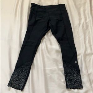 Lululemon leggings size 6